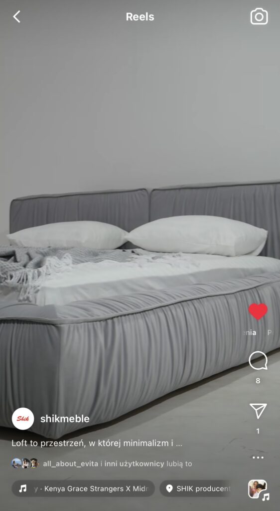 Post Instagram z łóżkiem tapicerowanym z pojemnikiem Resoft