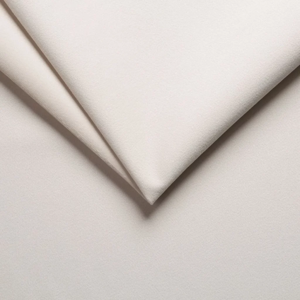 Tkanina-Trinity-1-Welur-Mat-Kremowa